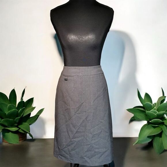 Calvin Klein Gray A-Line Knee-Length Skirt for Work - Picture 1 of 8